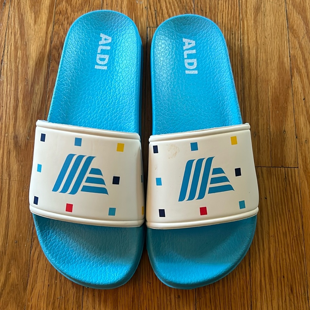 Aldi slides us 9 EU 11 blue logo women’s 10.5 flip flops